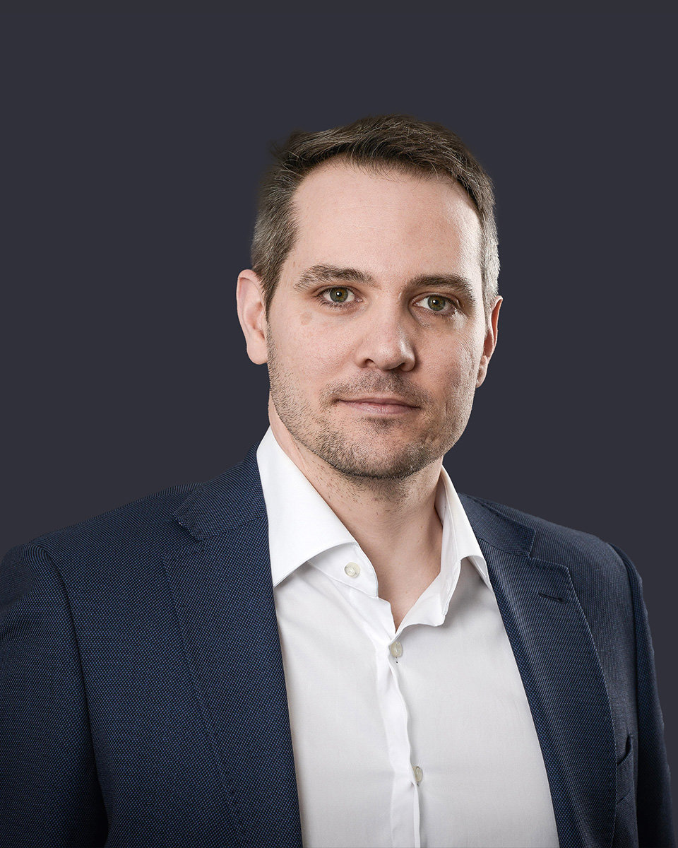 headshot image